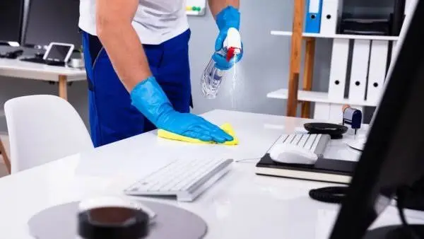 شركة تنظيف عميق.